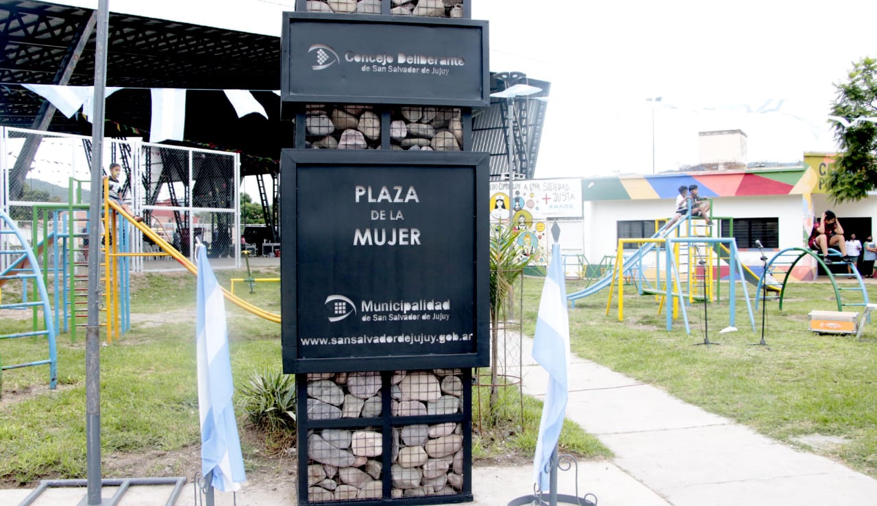 Plaza-Mujer-4